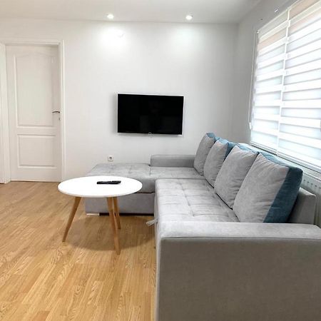 Apartmani Go ブゴイノ エクステリア 写真