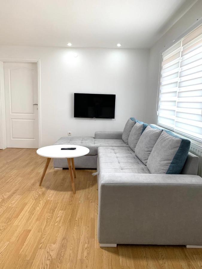 Apartmani Go ブゴイノ エクステリア 写真